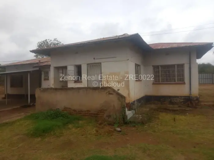 3 Bedroom House for Sale in Mhangura, Mhangura