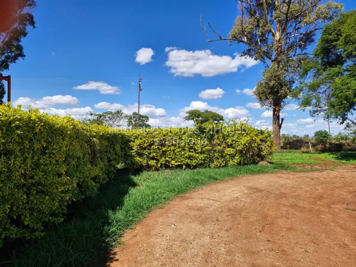 Commercial Stand for Sale in Glen Forest, Harare