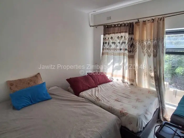 Townhouse/Cluster to Rent in Newlands, Harare