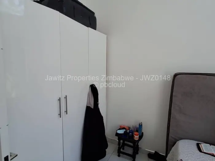 Townhouse/Cluster to Rent in Newlands, Harare