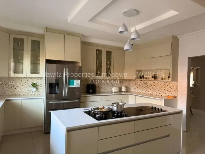 6 Bedroom House to Rent in Sandton Park, Harare