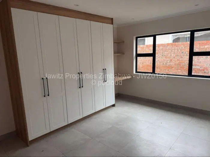 Townhouse/Cluster for Sale in Newlands, Harare