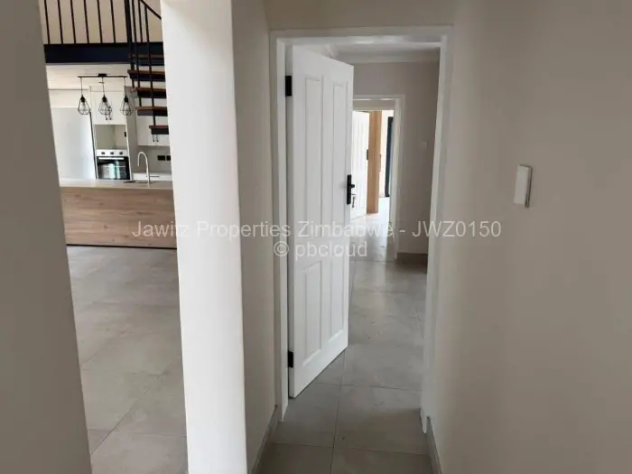 Townhouse/Cluster for Sale in Newlands, Harare