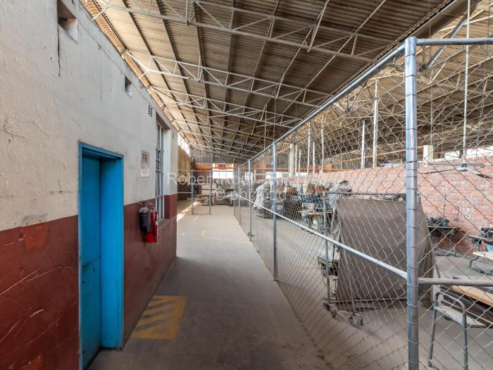 Warehouse/Industrial to Rent in Ardbennie, Harare