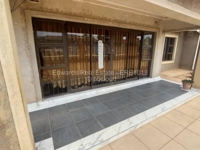 5 Bedroom House to Rent in Zimre Park