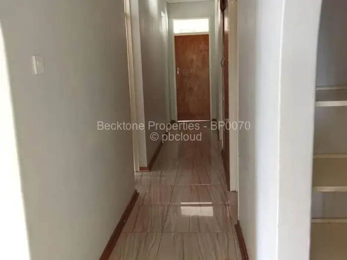 4 Bedroom House for Sale in Selbourne Park, Bulawayo