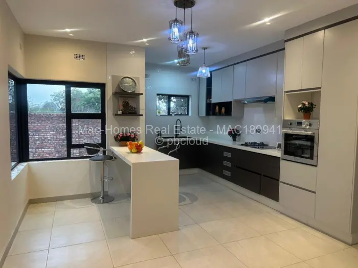 Townhouse/Cluster for Sale in Mabelreign, Harare