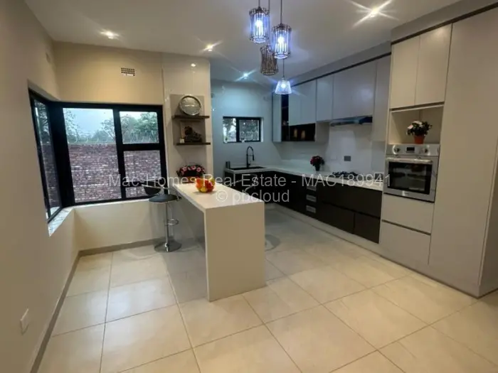 Townhouse/Cluster for Sale in Mabelreign, Harare