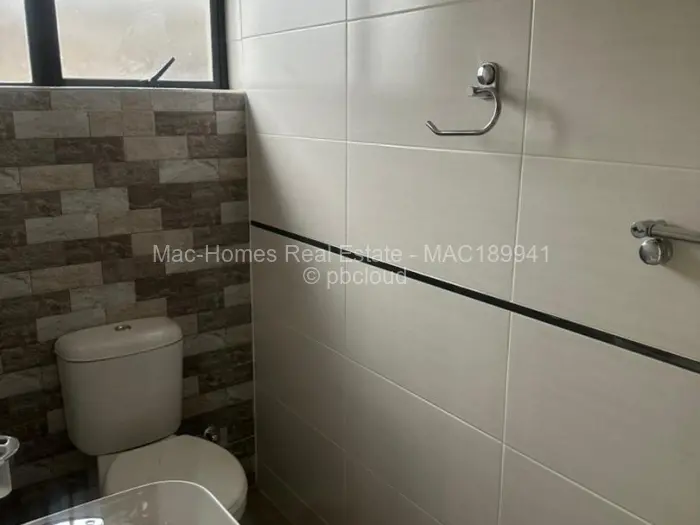 Townhouse/Cluster for Sale in Mabelreign, Harare