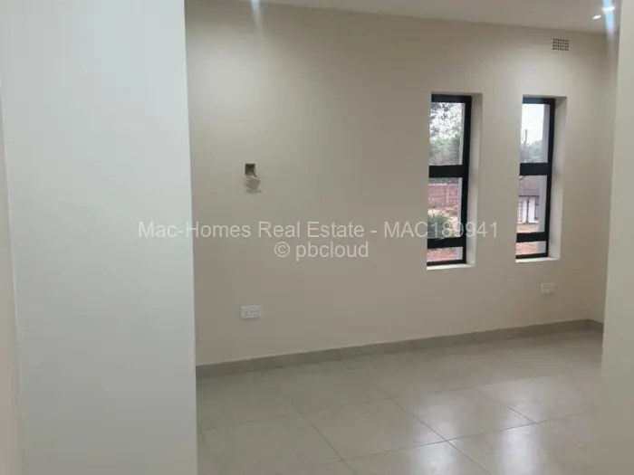 Townhouse/Cluster for Sale in Mabelreign, Harare