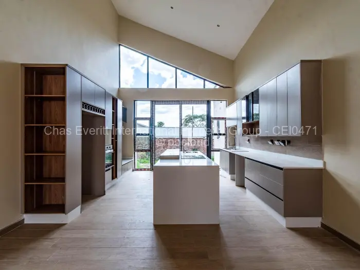 Townhouse/Cluster for Sale in Monavale, Harare