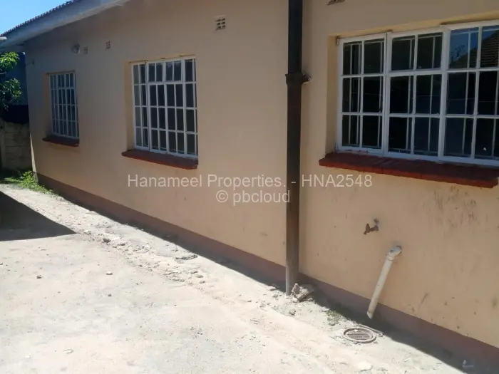 3 Bedroom House to Rent in Zimre Park, Harare