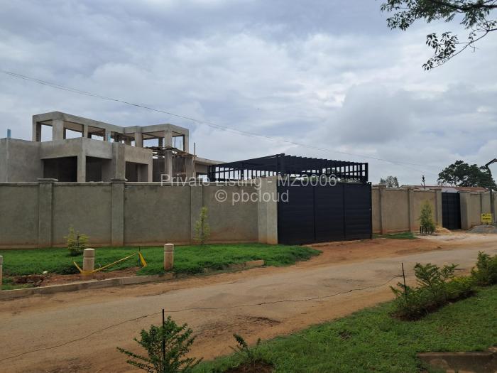 Townhouse/Cluster for Sale in Borrowdale, Harare