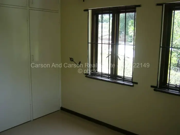 Townhouse/Cluster to Rent in Newlands