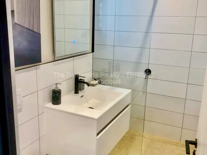 Townhouse/Cluster to Rent in Vainona, Harare