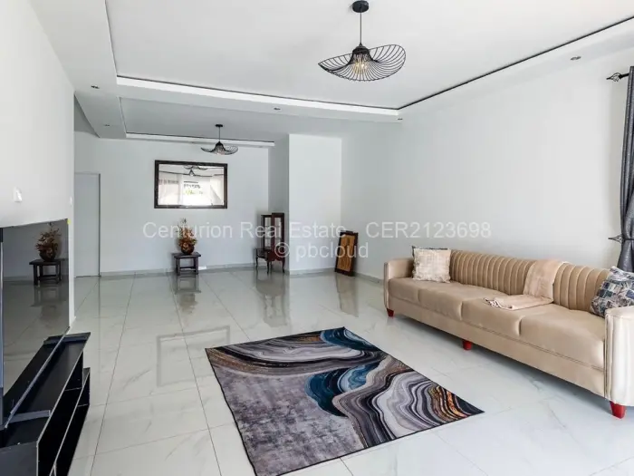 Townhouse/Cluster to Rent in The Grange, Harare