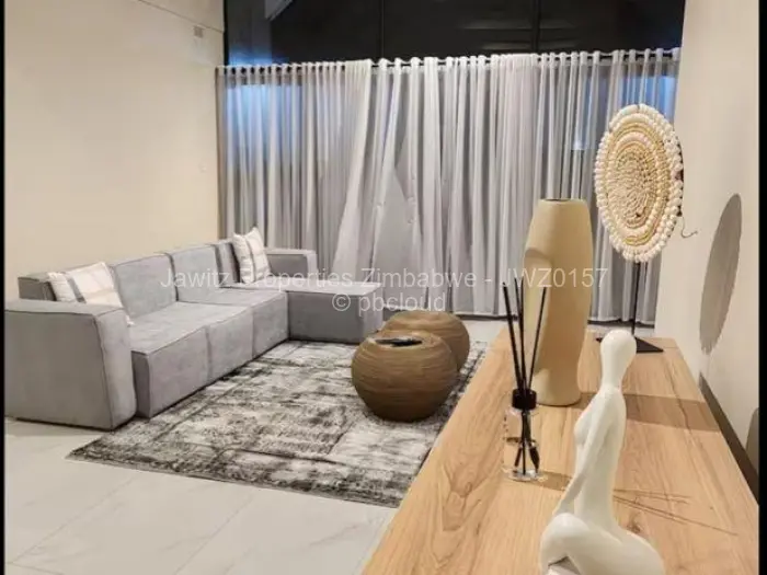 Townhouse/Cluster to Rent in Bluff Hill, Harare