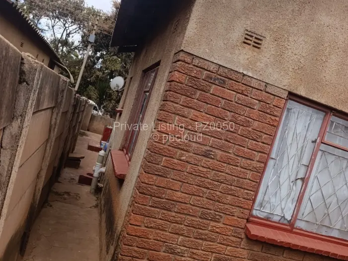 House for Sale in Kuwadzana, Harare