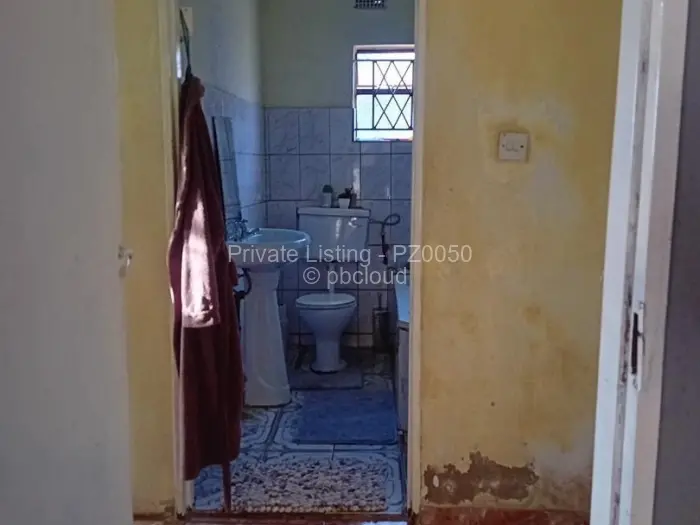 House for Sale in Kuwadzana, Harare