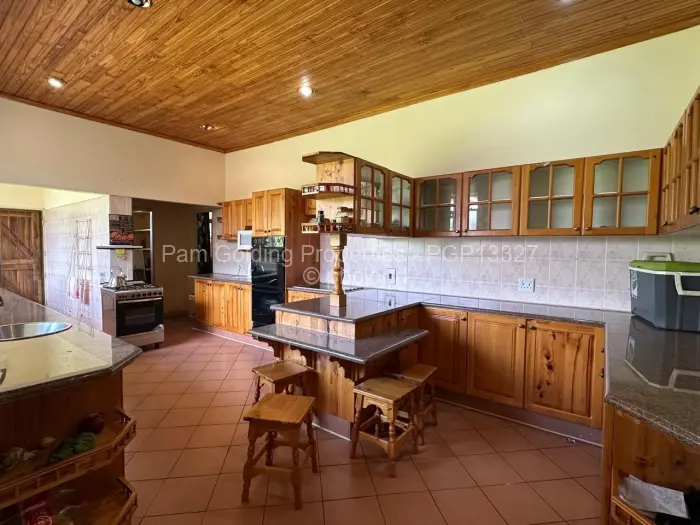 3 Bedroom House for Sale in Hillside Byo, Bulawayo