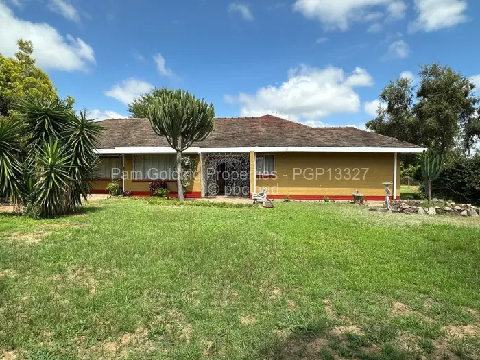 3 Bedroom House for Sale in Hillside Byo, Bulawayo