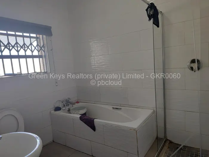 4 Bedroom House for Sale in Haydon Park, Mazowe