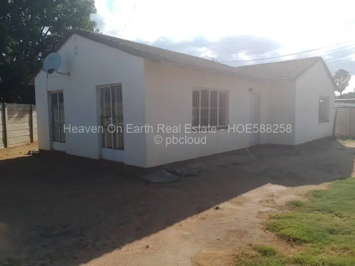 3 Bedroom House for Sale in Eastlea, Harare