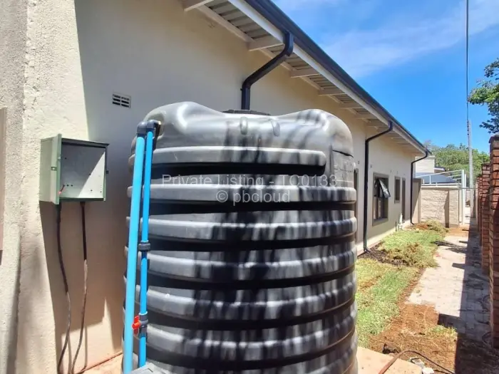 Townhouse/Cluster to Rent in Borrowdale, Harare