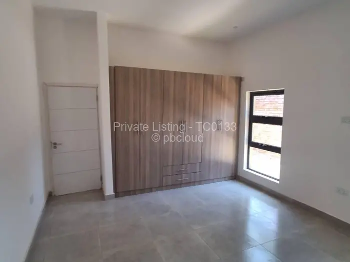 Townhouse/Cluster to Rent in Borrowdale, Harare