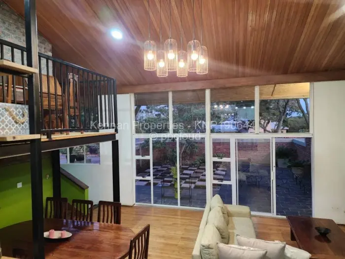 Townhouse/Cluster to Rent in Ballantyne Park, Harare