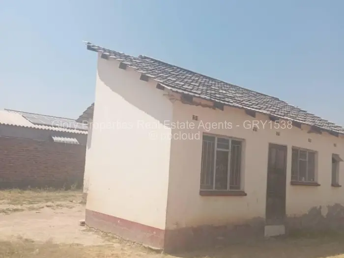 2 Bedroom House for Sale in Eastview, Harare