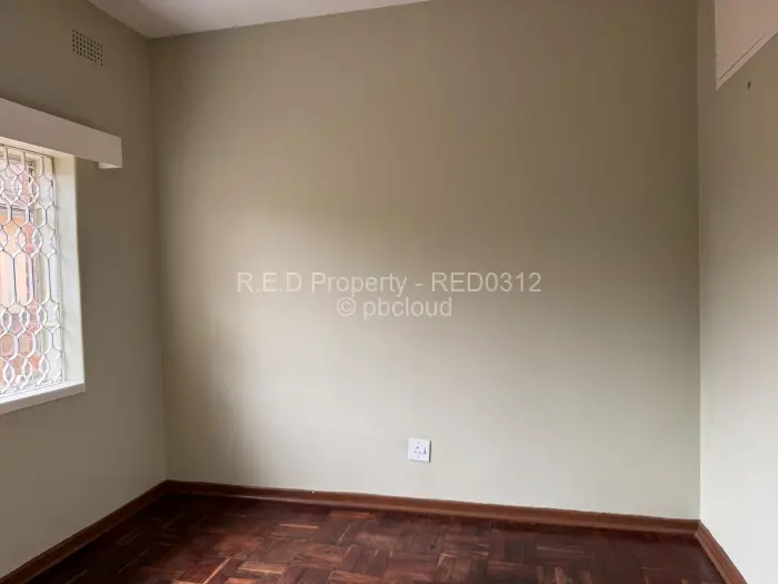 Flat/Apartment to Rent in Bulawayo City Centre, Bulawayo