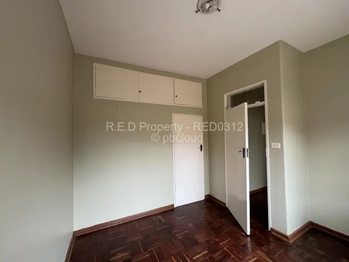 Flat/Apartment to Rent in Bulawayo City Centre, Bulawayo