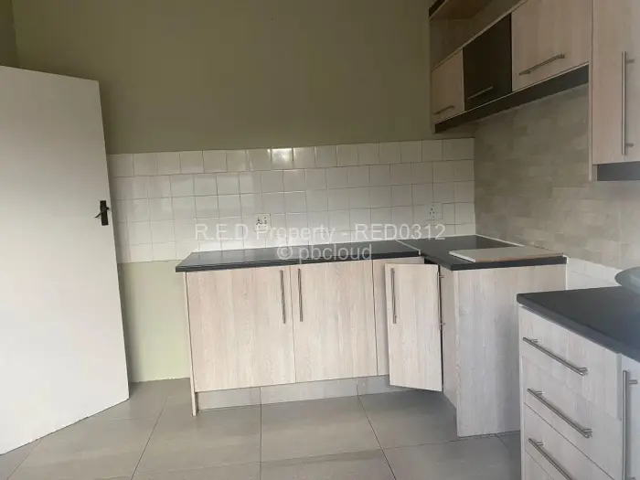 Flat/Apartment to Rent in Bulawayo City Centre, Bulawayo