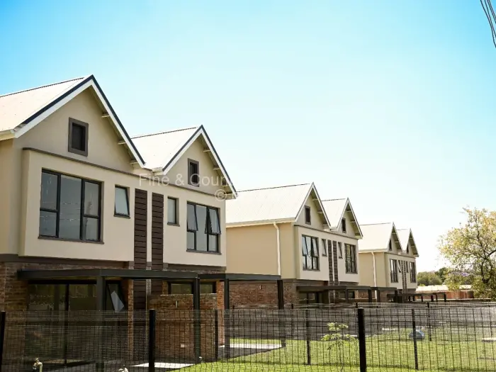 Townhouse/Cluster to Rent in Greendale, Harare