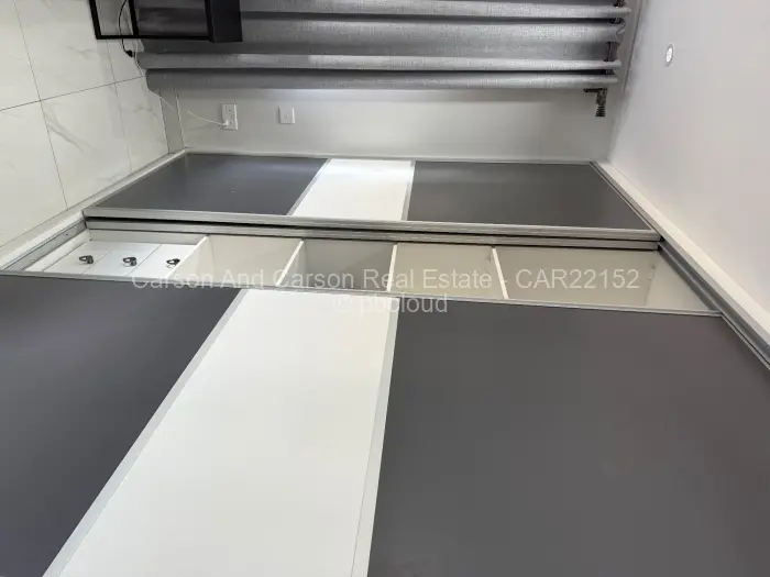 Townhouse/Cluster to Rent in Newlands, Harare