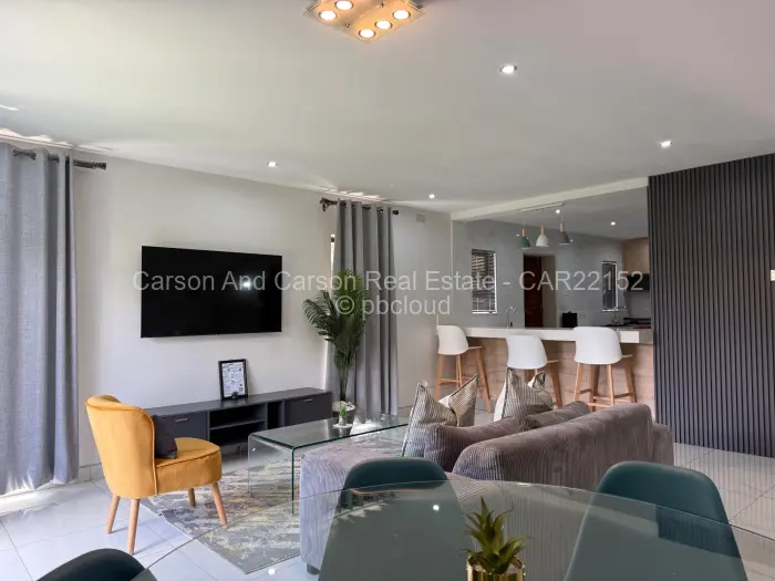 Townhouse/Cluster to Rent in Newlands, Harare