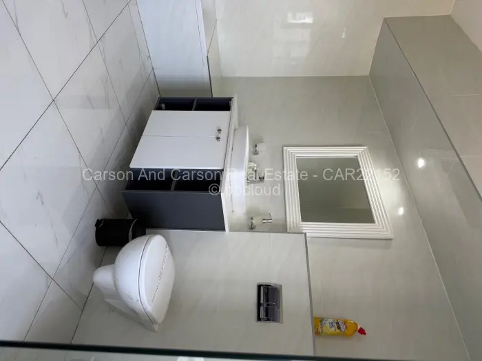 Townhouse/Cluster to Rent in Newlands, Harare