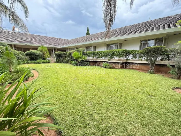 4 Bedroom House for Sale in Hillside Byo, Bulawayo