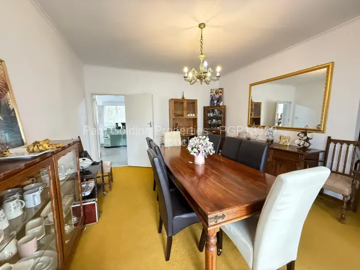 4 Bedroom House for Sale in Hillside Byo, Bulawayo