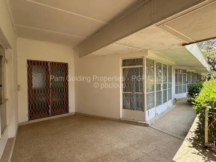 4 Bedroom House for Sale in Hillside Byo, Bulawayo