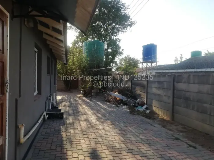 3 Bedroom House to Rent in Msasa Park, Harare