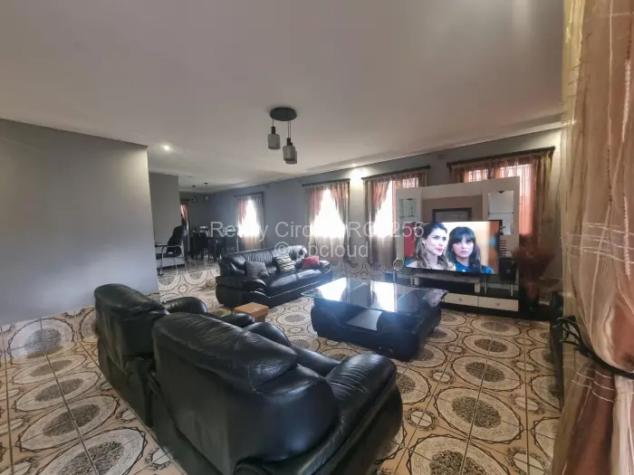 4 Bedroom House to Rent in Monavale, Harare