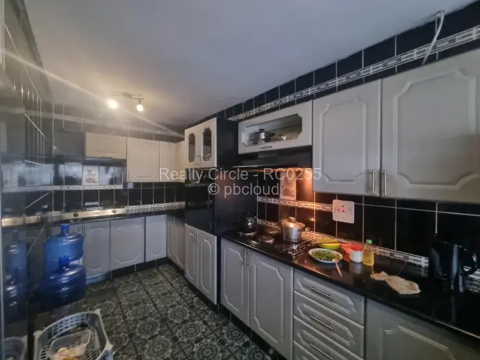 4 Bedroom House to Rent in Monavale, Harare