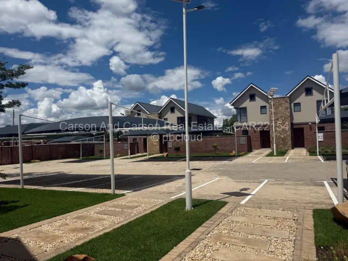 Townhouse/Cluster to Rent in Greendale, Harare