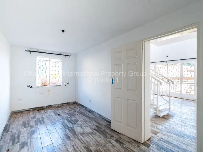 Townhouse/Cluster for Sale in Kamfinsa, Harare