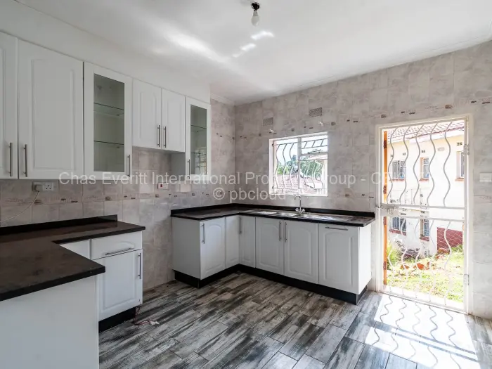 Townhouse/Cluster for Sale in Kamfinsa, Harare