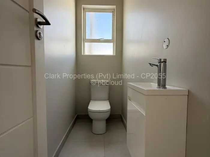 Townhouse/Cluster to Rent in Mount Pleasant, Harare