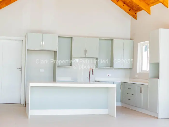 Townhouse/Cluster to Rent in Mount Pleasant, Harare