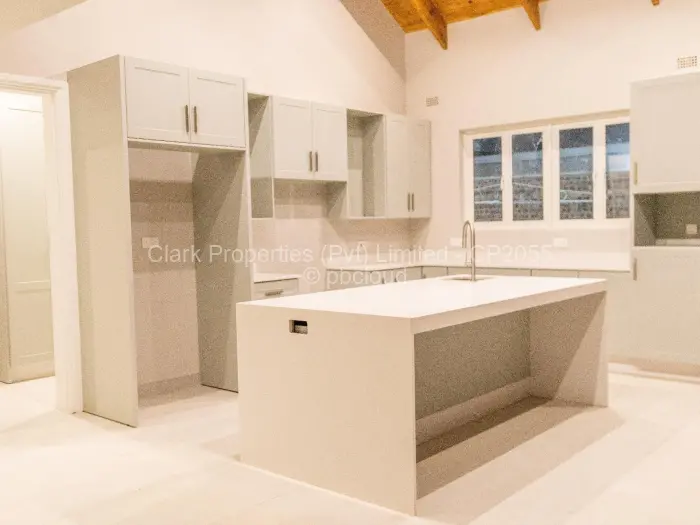 Townhouse/Cluster to Rent in Mount Pleasant, Harare